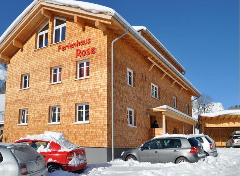 Haus Rose Apartman Schröcken Kültér fotó