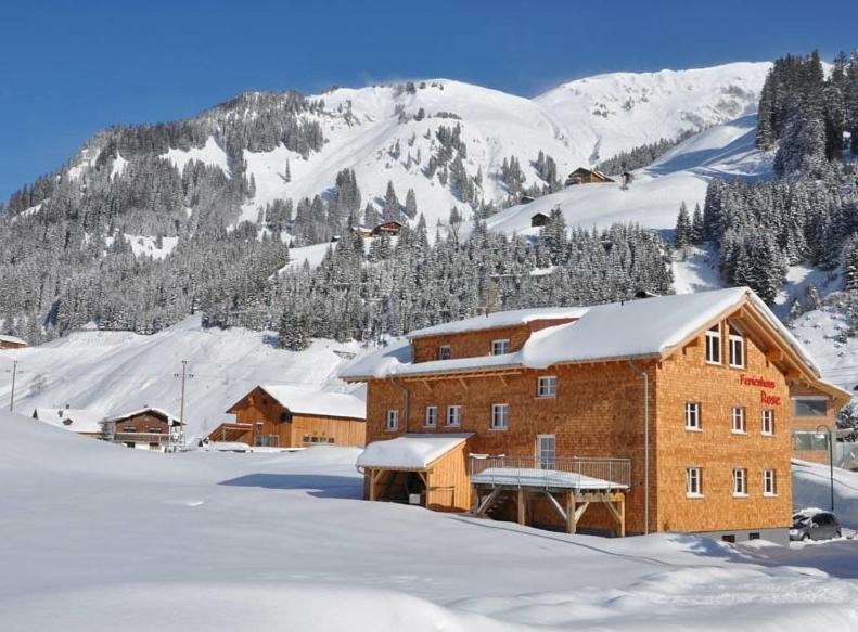 Haus Rose Apartman Schröcken Kültér fotó